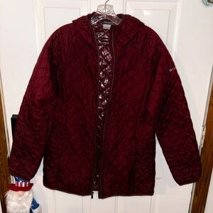 Columbia Women's Quilted Puffer Jacket - Burgundy